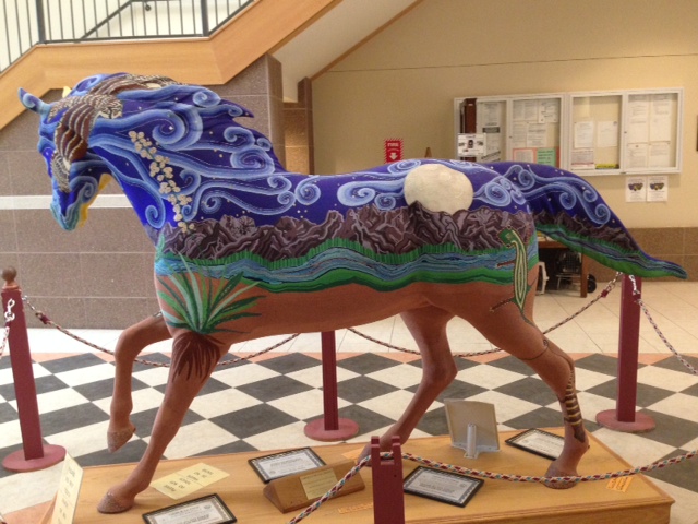 beaded_horse_side